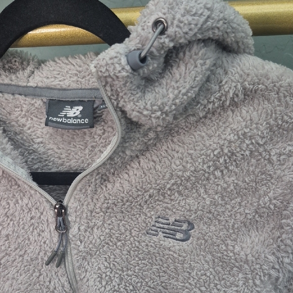New Balance Gray Fleece Jacket - Picture 3 of 8
